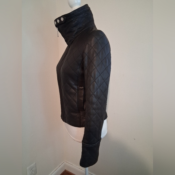 Doma Genuine Leather Quilted Bomber Jacket Size Small - Picture 7 of 10